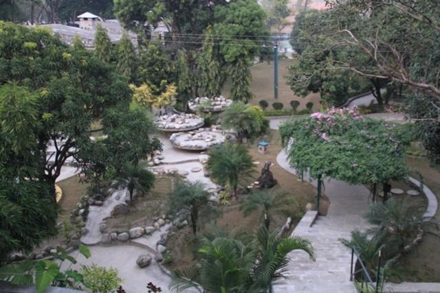 ホテルCorbett Suman Grand Corbett National Park エクステリア 写真